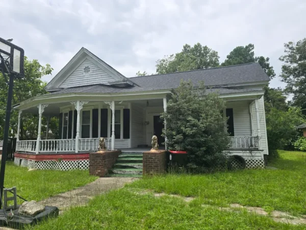 1XX Church St, Red Springs, NC 28377