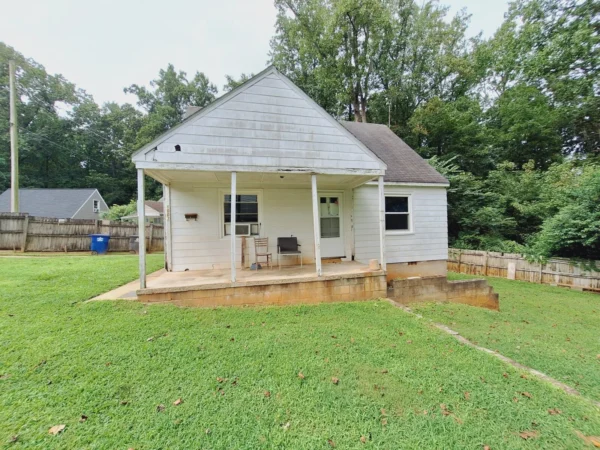 10XX William Dr. Winston Salem, NC 27107